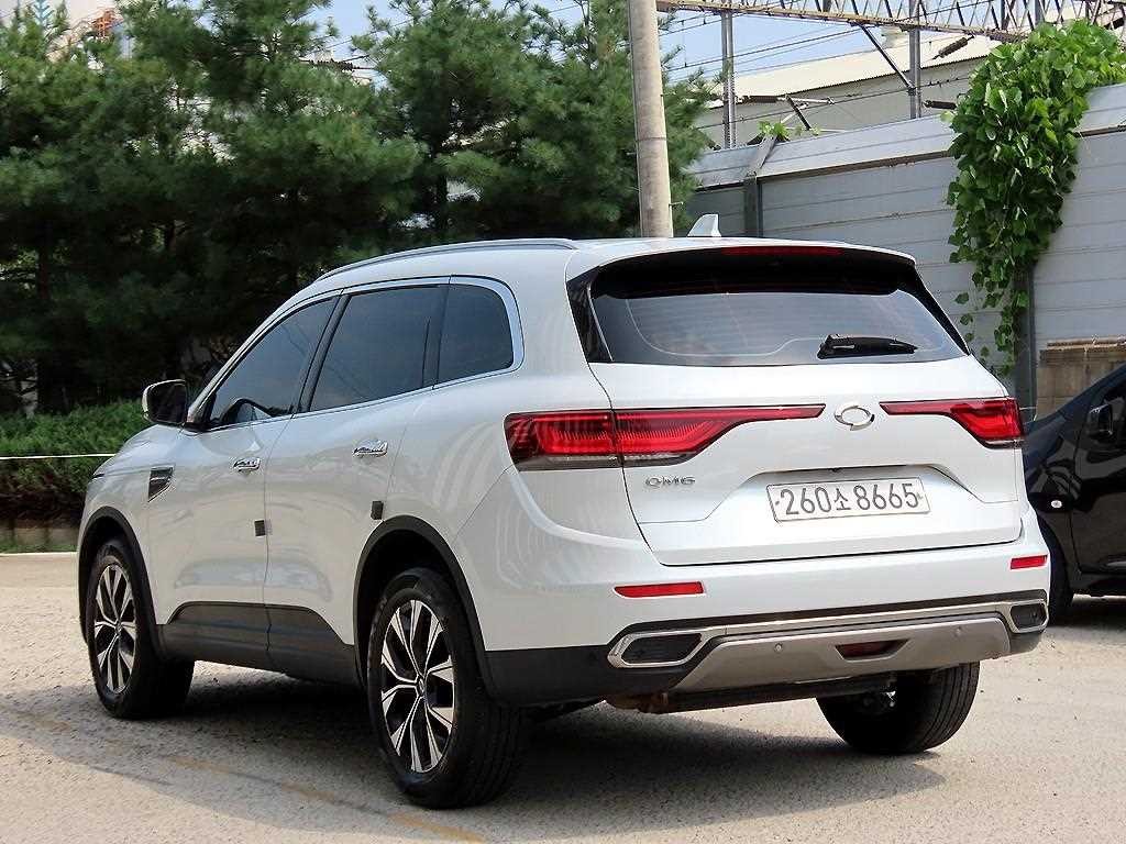 르노코리아(삼성) QM6 더뉴QM6 가솔린 2.0 GDe LE 시그니쳐 2WD 이미지 3