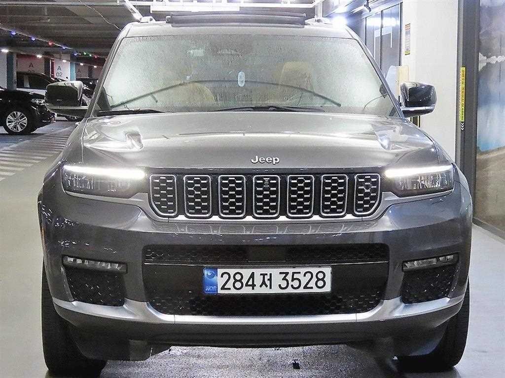 지프 체로키 그랜드 체로키(WL) 3.6 L 서밋 리저브 이미지 2