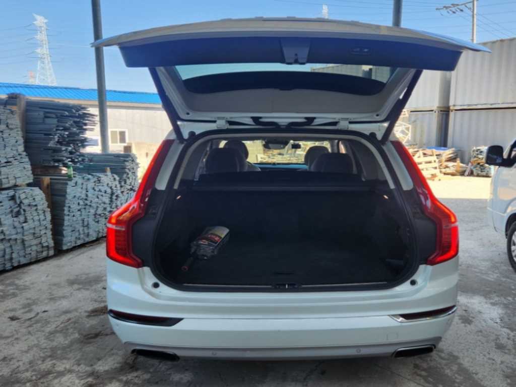 볼보 XC90 XC90 2세대 2.0 T8 AWD 엑셀런스 이미지 3