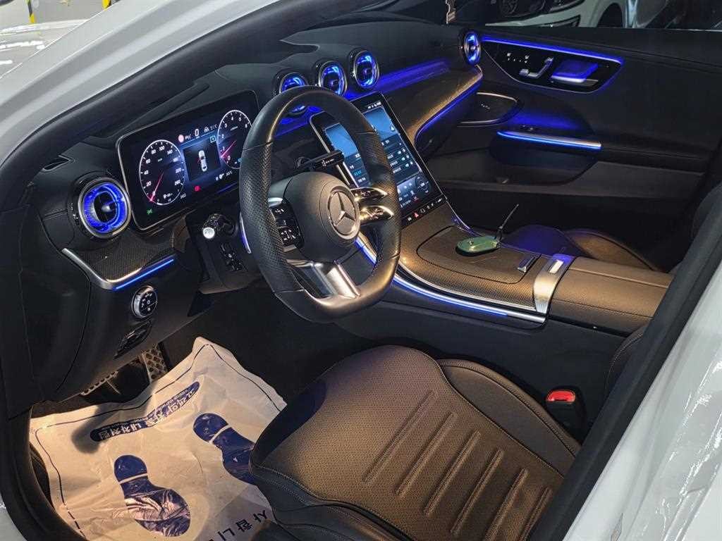 벤츠 C 클래스 C클래스 W206 C300 AMG 라인 이미지 12