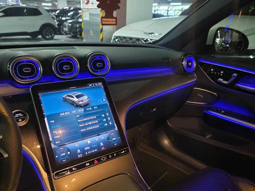 벤츠 C 클래스 C클래스 W206 C300 AMG 라인 이미지 15