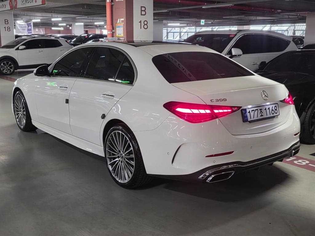 벤츠 C 클래스 C클래스 W206 C300 AMG 라인 이미지 4