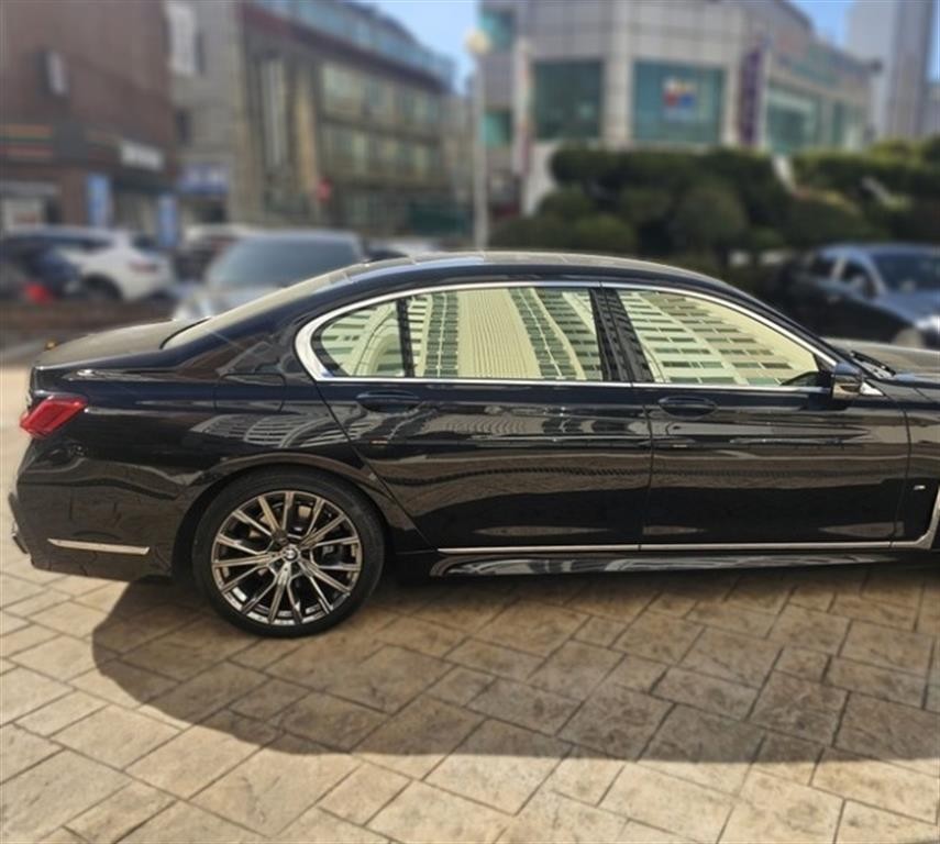 BMW 7시리즈 7시리즈 (G11) 740Li xDrive M SPORT 스포츠 이미지 4