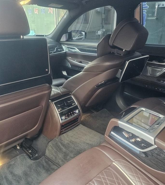 BMW 7시리즈 7시리즈 (G11) 740Li xDrive M SPORT 스포츠 이미지 6
