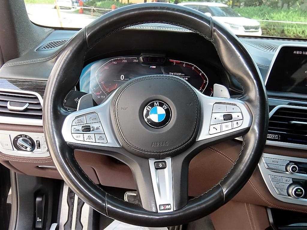 BMW 7시리즈 7시리즈 (G11) 740Li xDrive M SPORT 스포츠 이미지 8