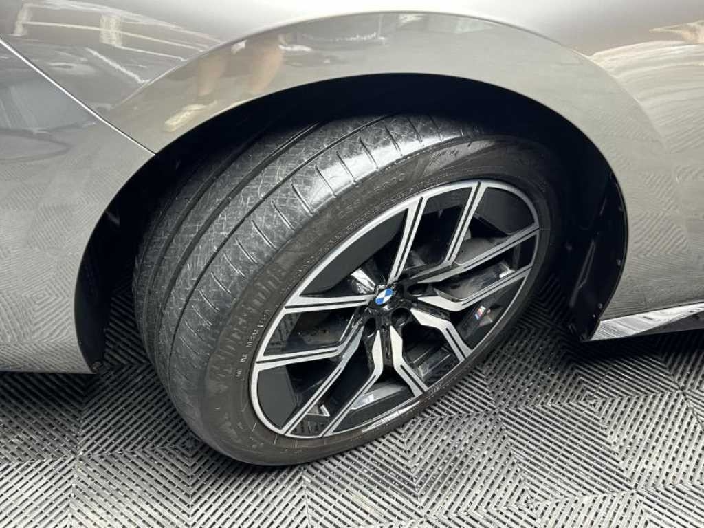 BMW 7시리즈 7시리즈 (G70) 740i sDrive M 스포츠 이미지 17