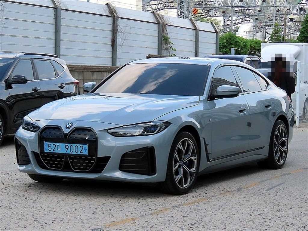 BMW i4 eDrive 40 M 스포츠 프로 이미지 1