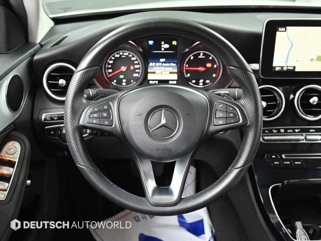 벤츠 C 클래스 C클래스 W205 C220 블루텍 아방가르드 이미지 13