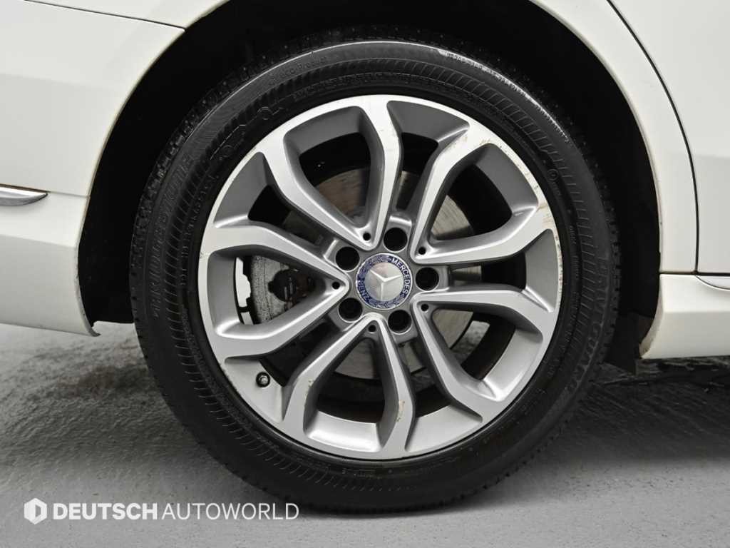 벤츠 C 클래스 C클래스 W205 C220 블루텍 아방가르드 이미지 5