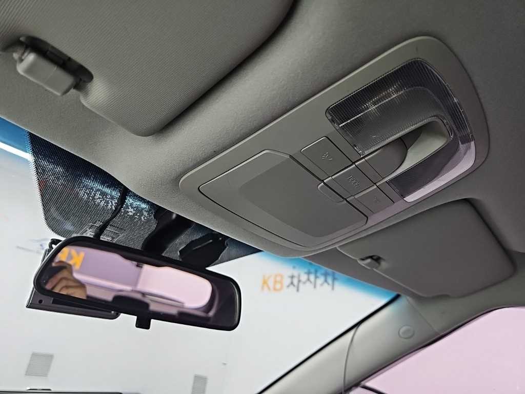 KG모빌리티(쌍용) 티볼리 티볼리 아머 2WD 가솔린 VX 이미지 15