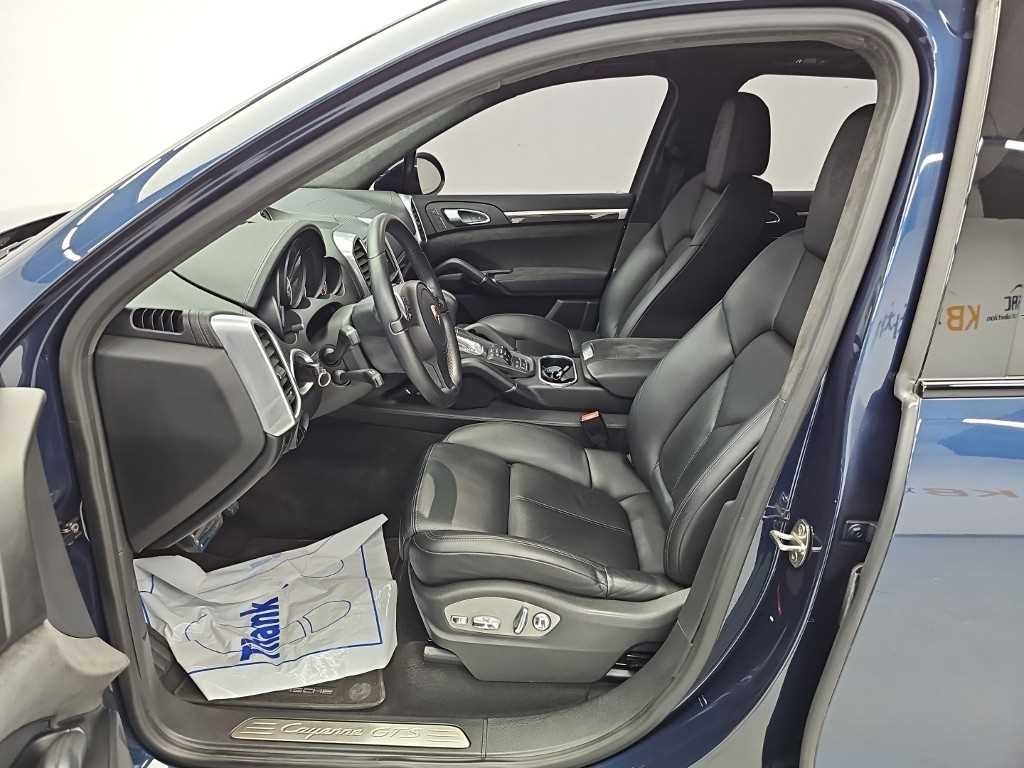 포르쉐 카이엔 뉴 카이엔 4.8 GTS 이미지 11