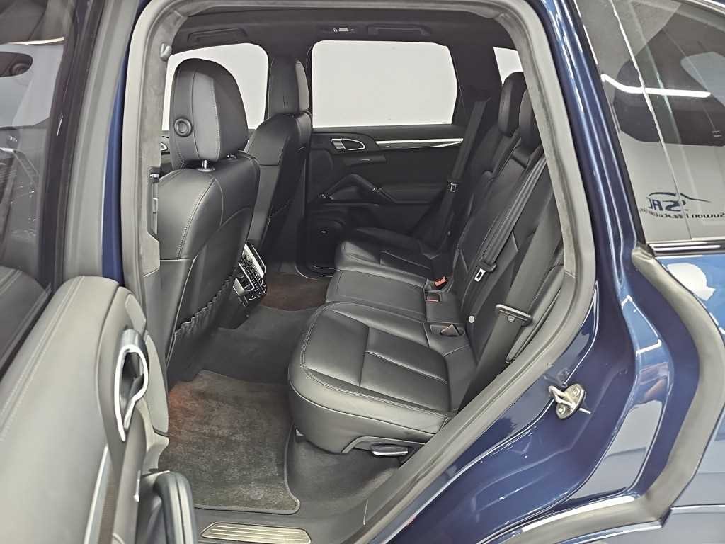 포르쉐 카이엔 뉴 카이엔 4.8 GTS 이미지 12