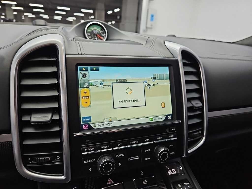 포르쉐 카이엔 뉴 카이엔 4.8 GTS 이미지 16