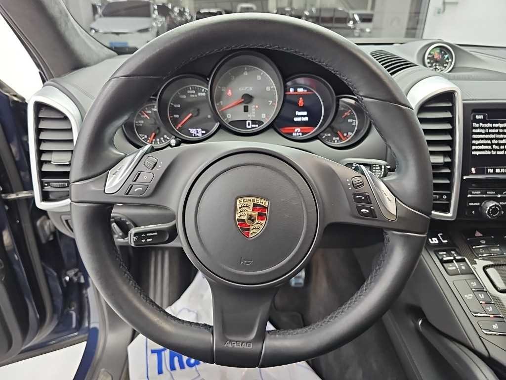 포르쉐 카이엔 뉴 카이엔 4.8 GTS 이미지 9