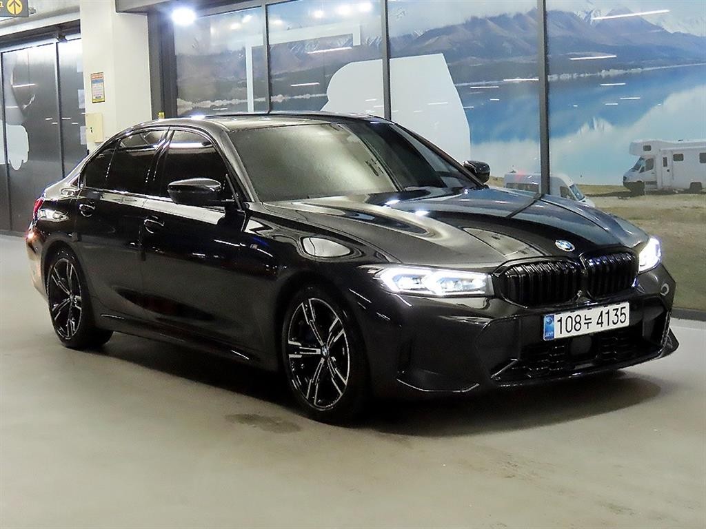 BMW 3시리즈 3시리즈 (G20) 320i M 스포츠 이미지 1