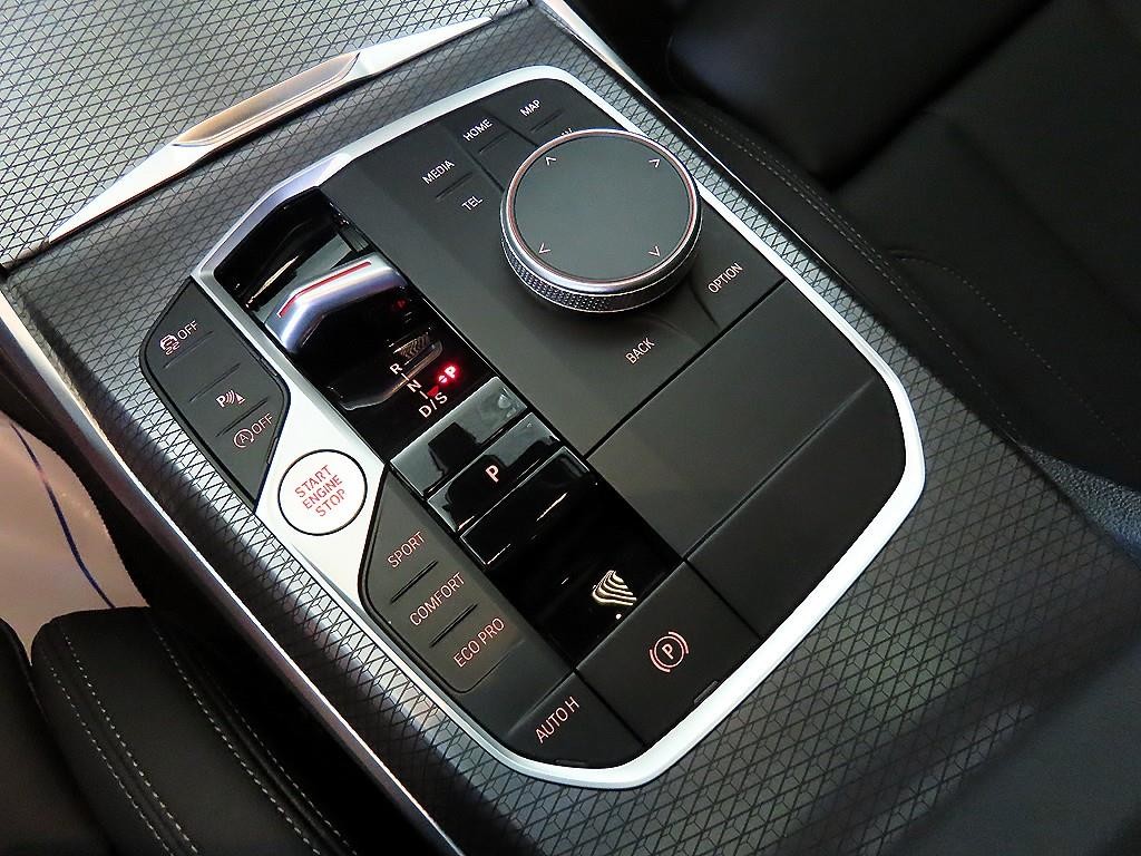 BMW 3시리즈 3시리즈 (G20) 320i M 스포츠 이미지 12