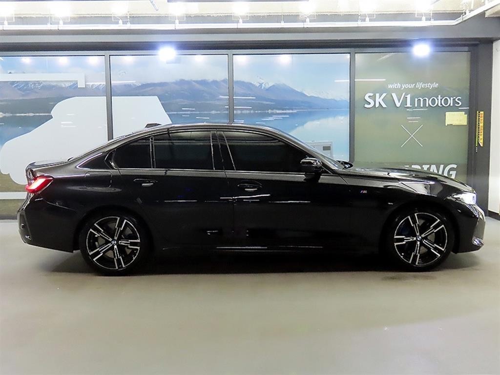 BMW 3시리즈 3시리즈 (G20) 320i M 스포츠 이미지 3