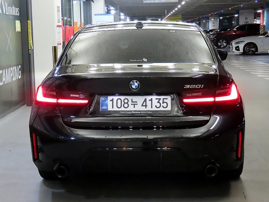 BMW 3시리즈 3시리즈 (G20) 320i M 스포츠 이미지 5