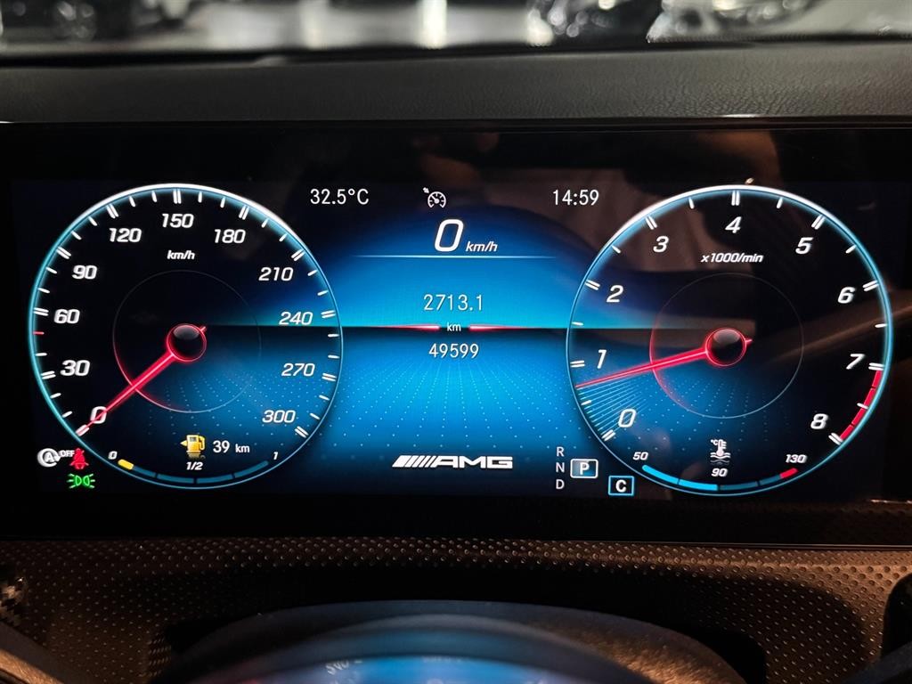 벤츠 A 클래스 A클래스 W177 AMG A45 4MATIC+ 해치백 이미지 11