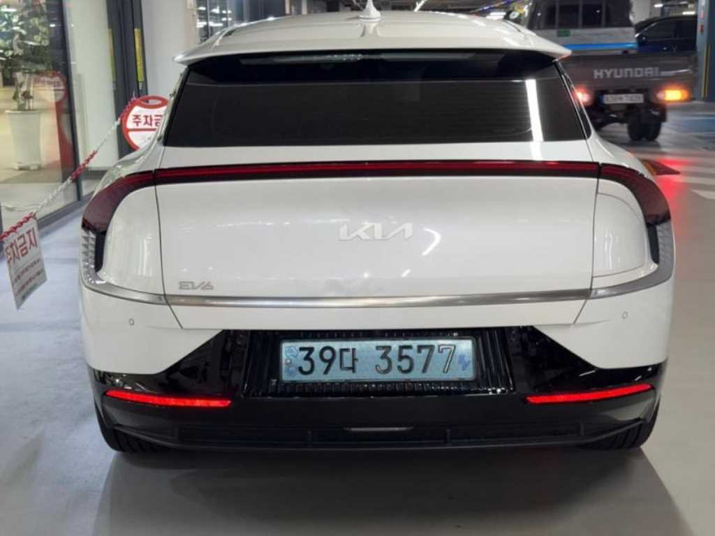 기아 EV6 롱레인지 어스 이미지 5