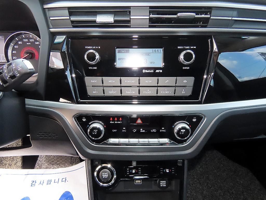 KG모빌리티(쌍용) 코란도 뷰티풀코란도 2WD 가솔린 1.5 C3 플러스 이미지 13
