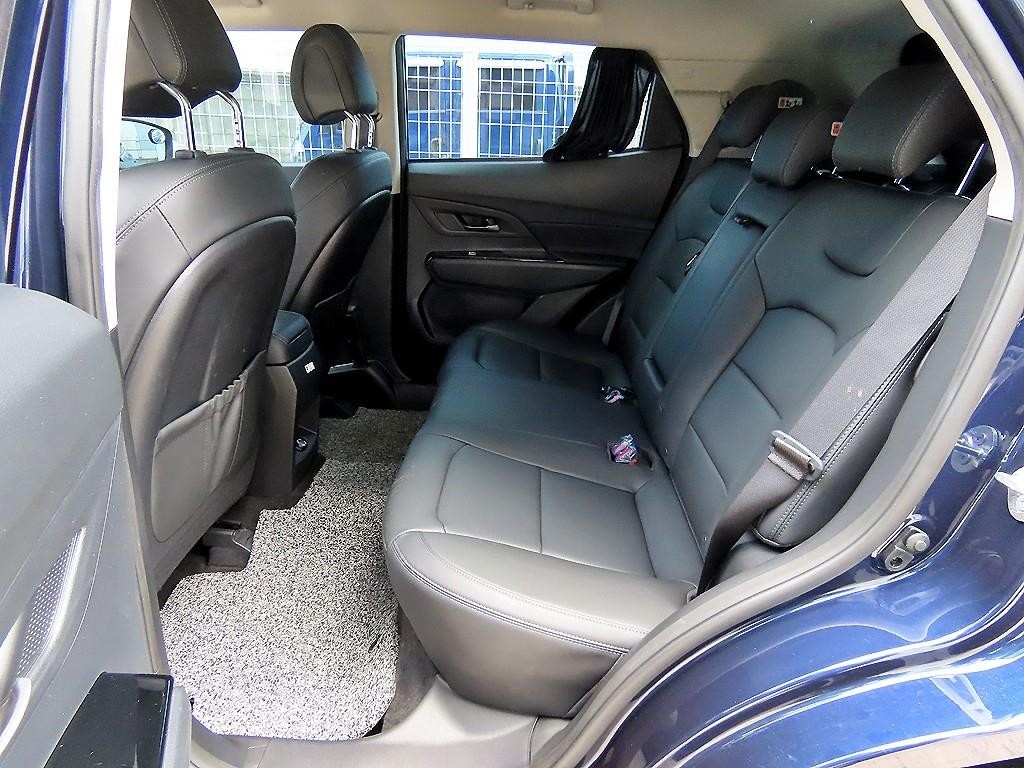 KG모빌리티(쌍용) 코란도 뷰티풀코란도 2WD 가솔린 1.5 C3 플러스 이미지 6