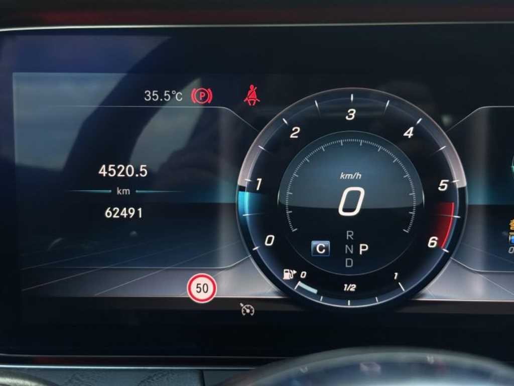 벤츠 E 클래스 E-클래스 W213 E220d 쿠페 이미지 6