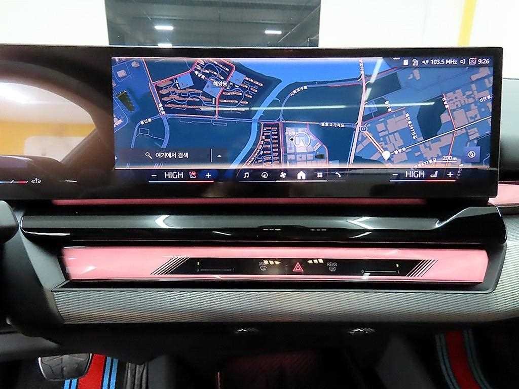 BMW 5시리즈 5시리즈 (G60) 530i xDrive M 스포츠 이미지 14