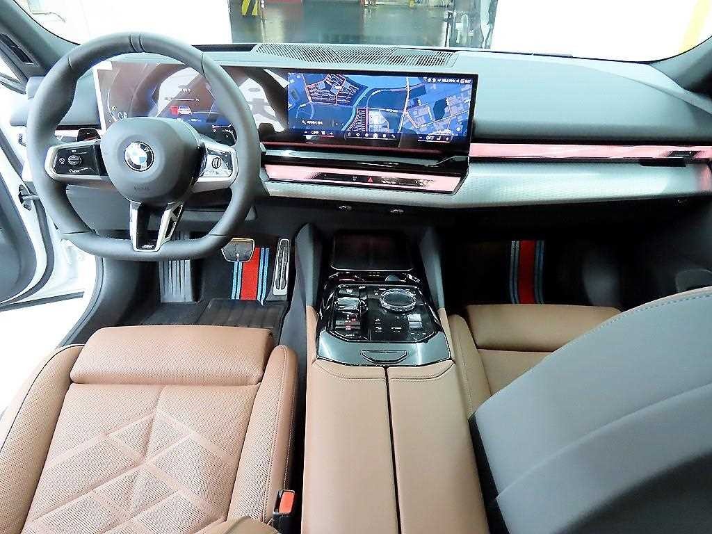 BMW 5시리즈 5시리즈 (G60) 530i xDrive M 스포츠 이미지 7