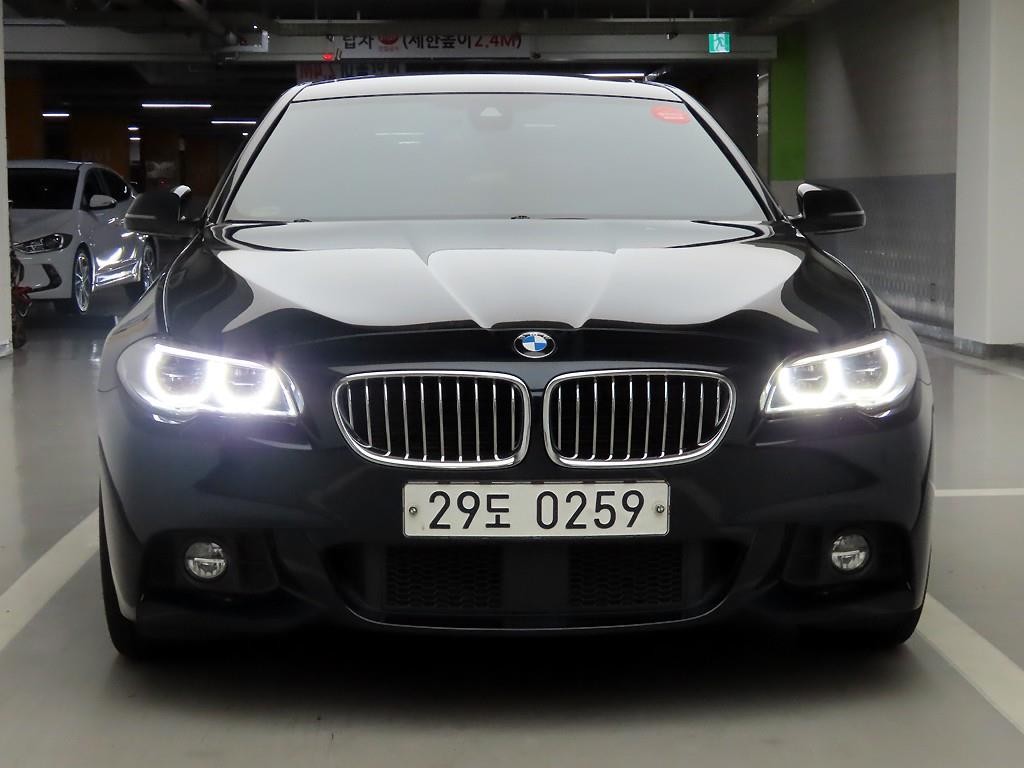 BMW 5시리즈 5시리즈 (F10) 520d M 에어로다이나믹 프로 이미지 1
