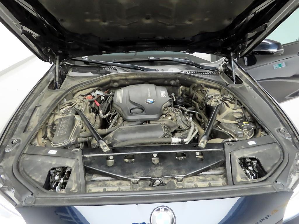 BMW 5시리즈 5시리즈 (F10) 520d M 에어로다이나믹 프로 이미지 20
