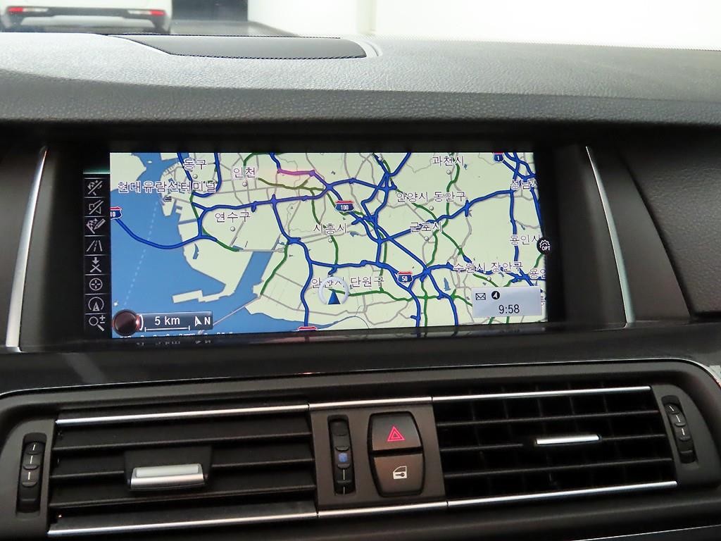 BMW 5시리즈 5시리즈 (F10) 520d M 에어로다이나믹 프로 이미지 8