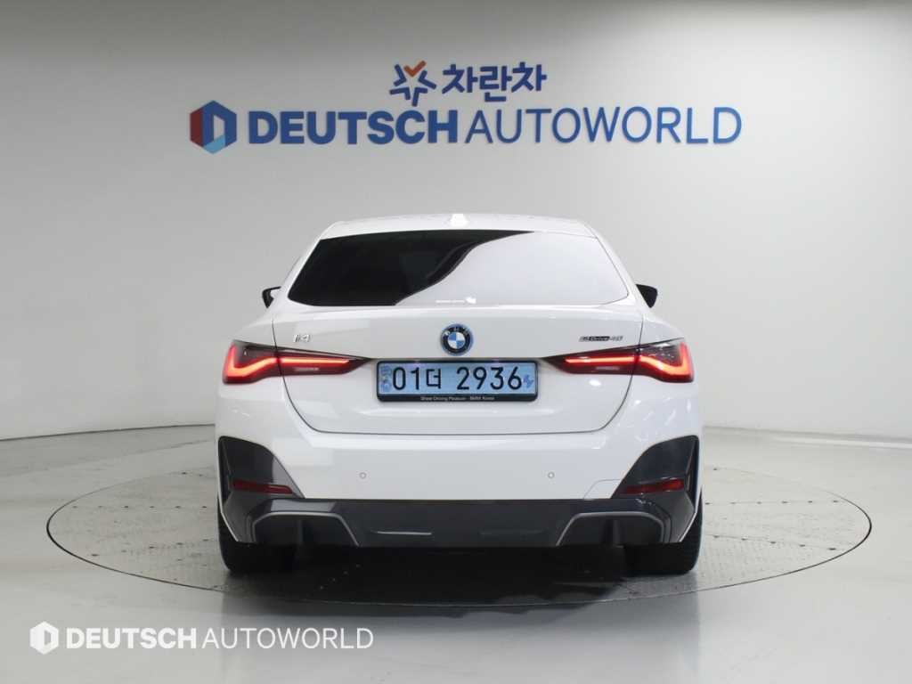 BMW i4 eDrive 40 M 스포츠 이미지 4