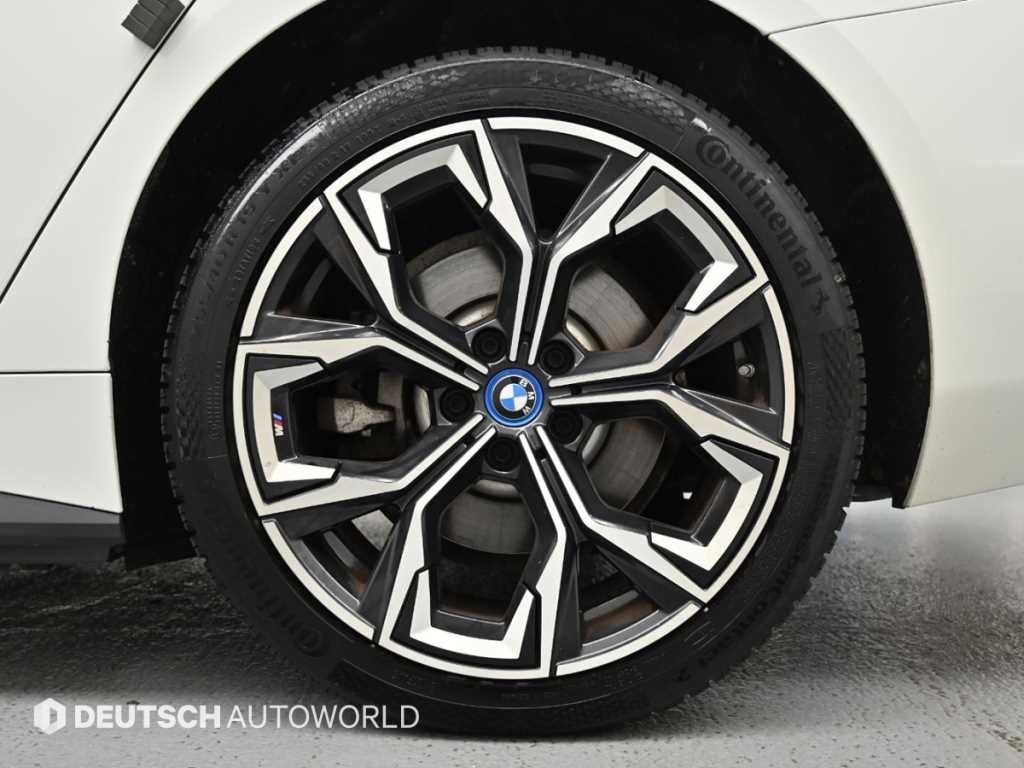 BMW i4 eDrive 40 M 스포츠 이미지 5