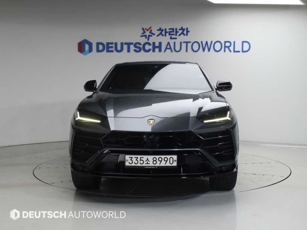 람보르기니 우루스 4.0 V8 이미지 3