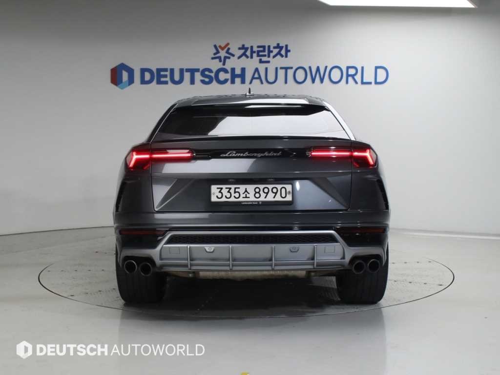 람보르기니 우루스 4.0 V8 이미지 4