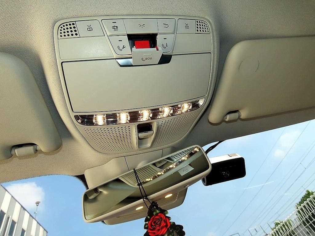 벤츠 E 클래스 E-클래스 W213 E300 4MATIC 익스클루시브 스텐다드 이미지 15