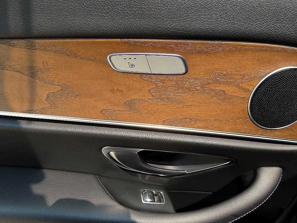 벤츠 E 클래스 E-클래스 W213 E300 4MATIC 익스클루시브 스텐다드 이미지 16