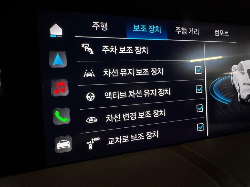 포르쉐 타이칸 터보 이미지 16