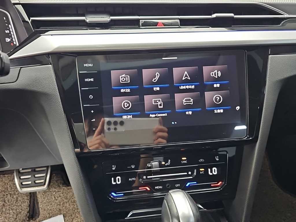 폭스바겐 아테온 2.0 TDI 프레스티지 이미지 10