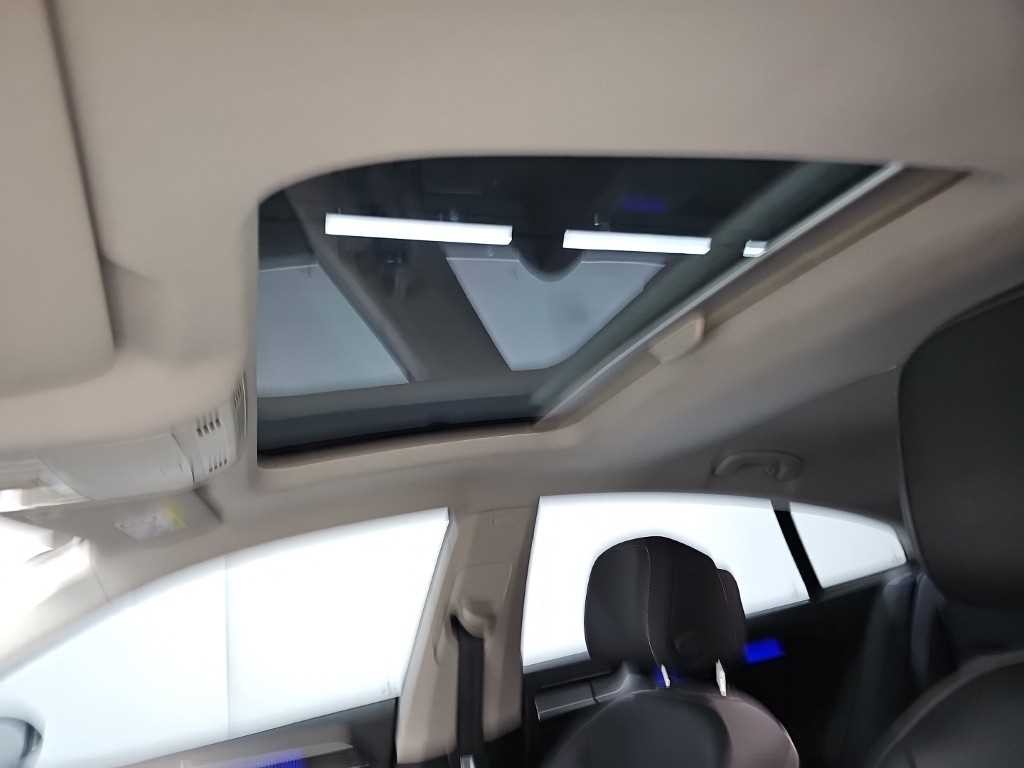 폭스바겐 아테온 2.0 TDI 프레스티지 이미지 14