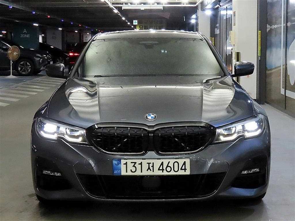 BMW 3시리즈 3시리즈 (G20) 320i M 스포츠 이미지 2