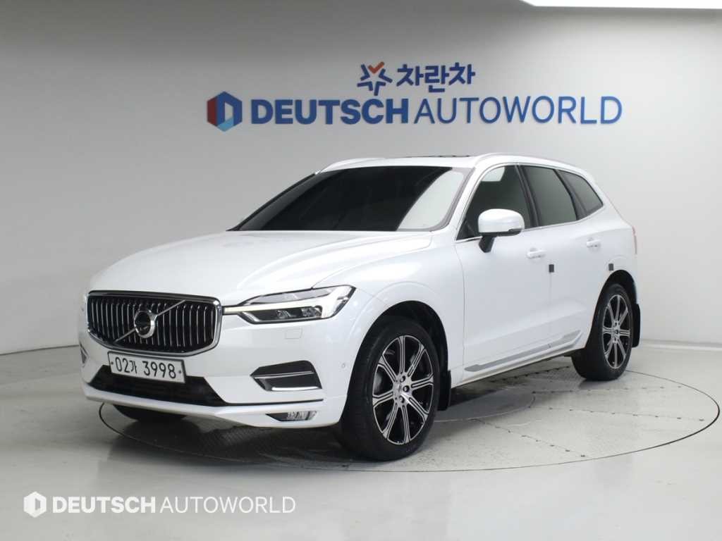 볼보 XC60 XC60(2세대) D5 AWD 인스크립션 이미지 1