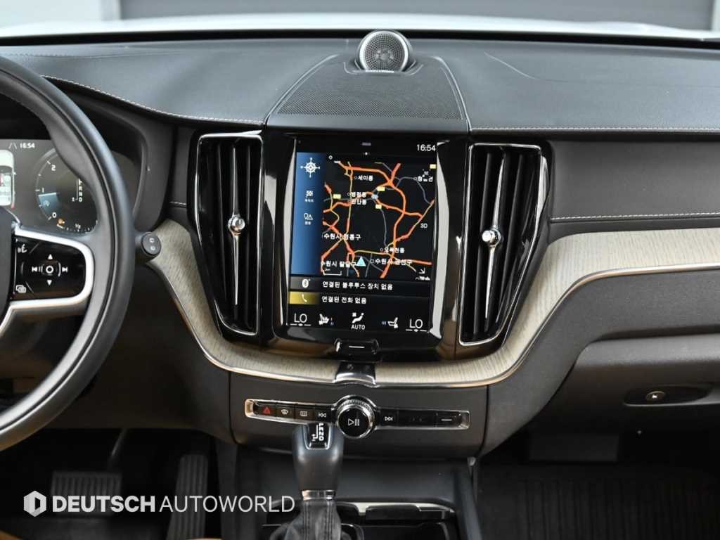 볼보 XC60 XC60(2세대) D5 AWD 인스크립션 이미지 14