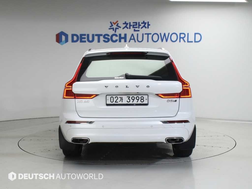 볼보 XC60 XC60(2세대) D5 AWD 인스크립션 이미지 4