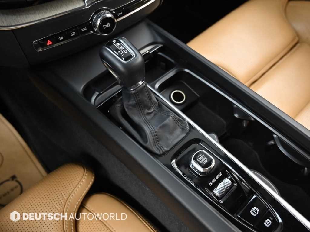 볼보 XC60 XC60(2세대) D5 AWD 인스크립션 이미지 9