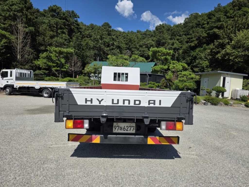 중대형화물 카고 카고(4.5~5톤) 메가트럭4.5톤 극초장축 이미지 4
