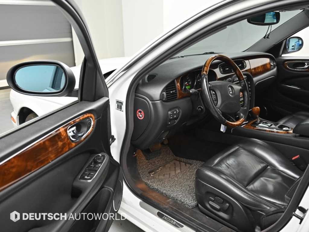 재규어 XJ XJ-8 3.5 이미지 11