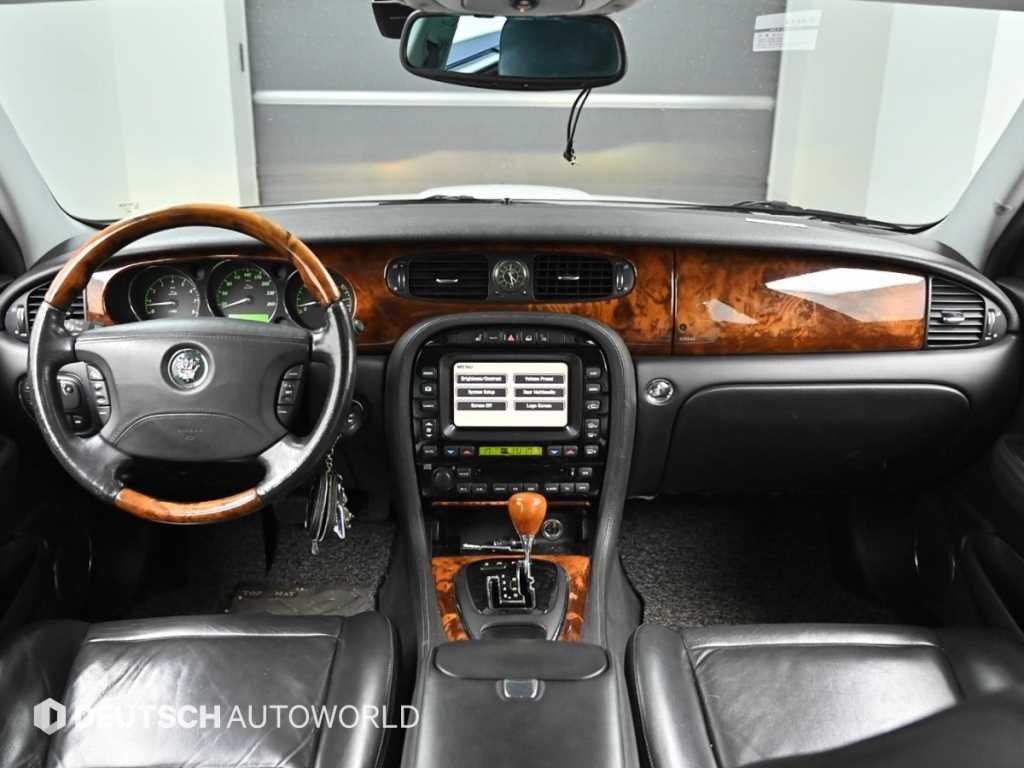 재규어 XJ XJ-8 3.5 이미지 7