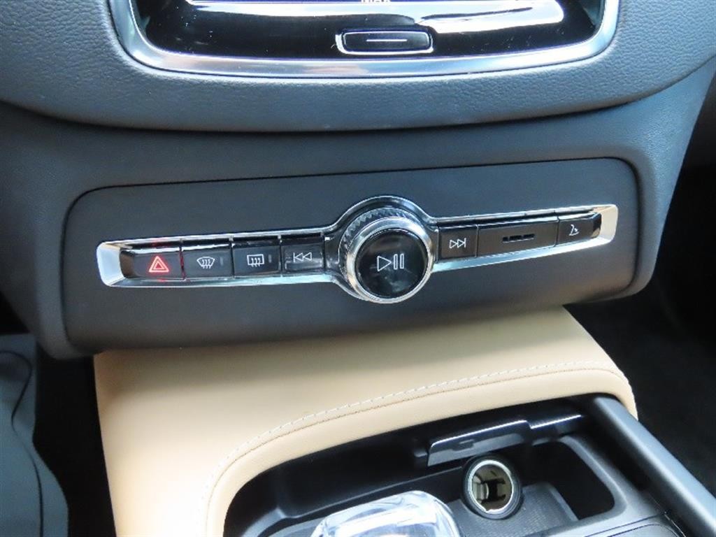 볼보 XC90 XC90 2세대 2.0 T8 AWD 얼티메이트 브라이트 이미지 7